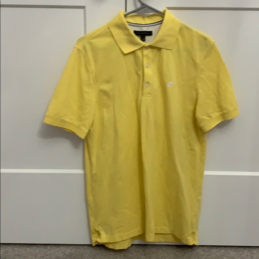 Men’s Banana Republic polo shirt. Size Medium